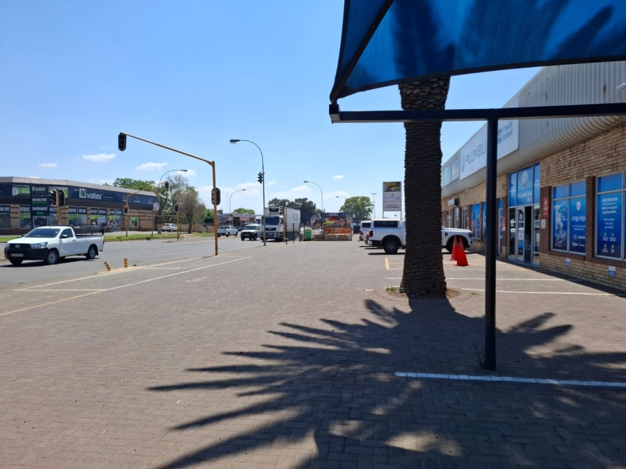 Commercial Property for Sale in Oranjesig Free State
